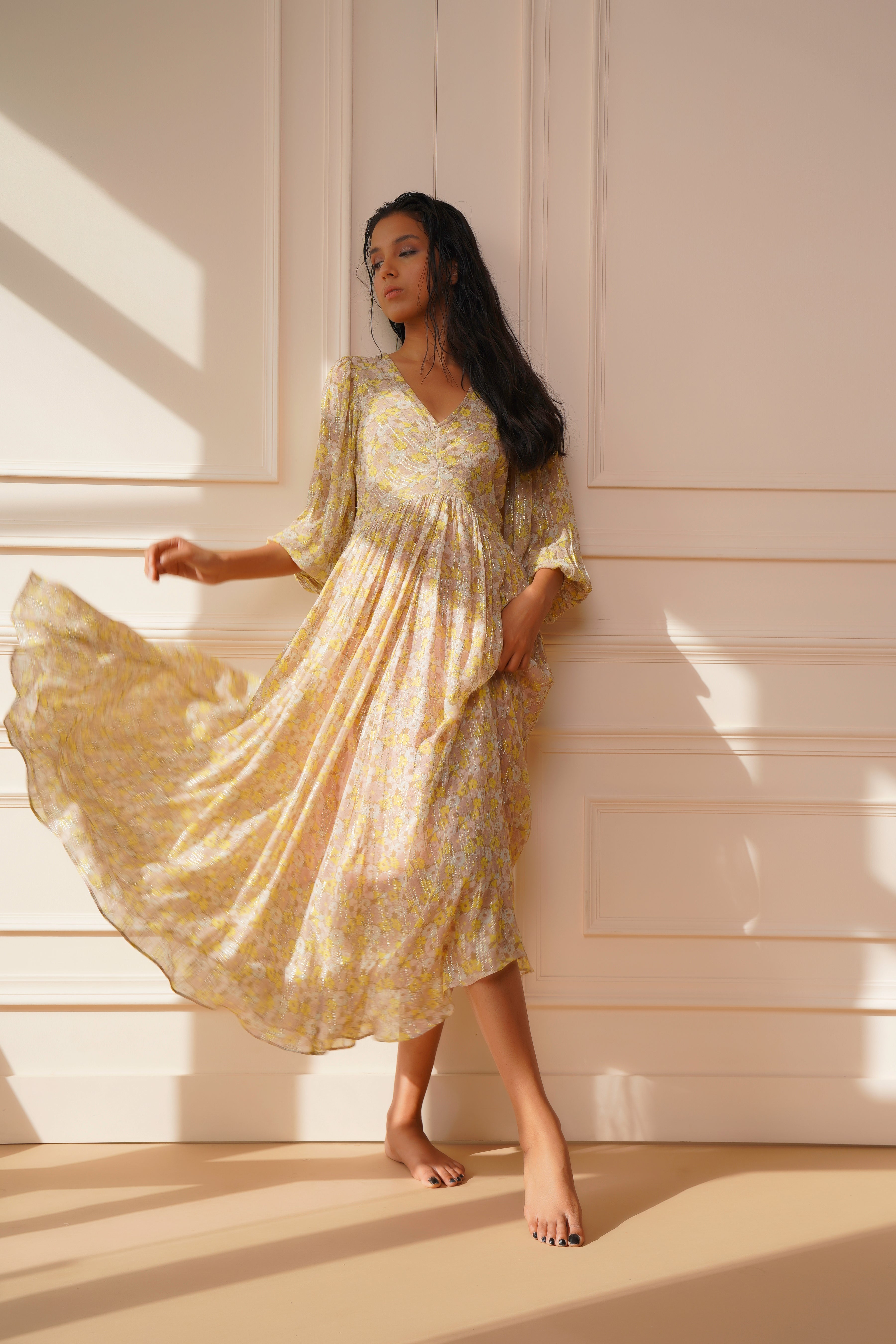 Delhi’s leading photographer captures every fashion shoot with unique innovation.
