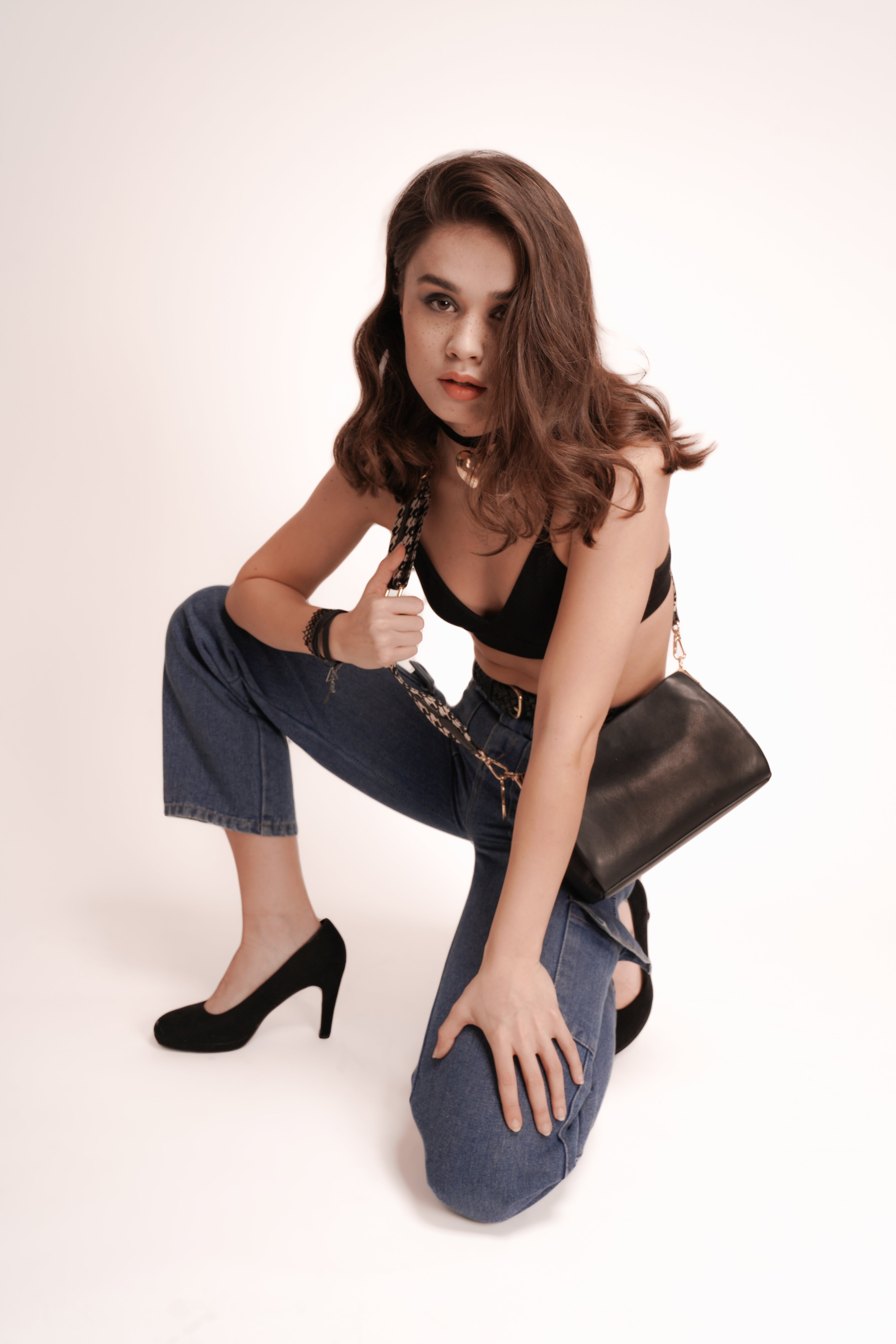New York’s finest photographer captures each campaign shoot with innovative flair.
